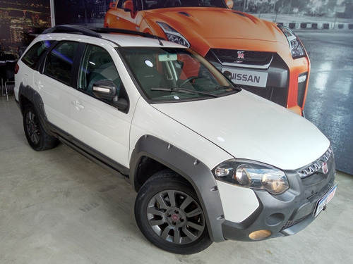 Imagem 3 de 10 de Fiat Weekend 2018 1.8 16v Adventure Flex 5p