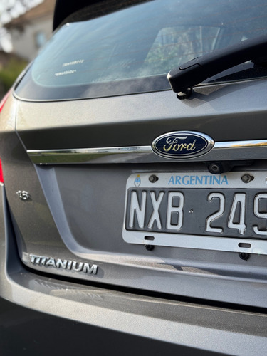 Ford Fiesta Kinetic 1.6 Design 120cv Titanium