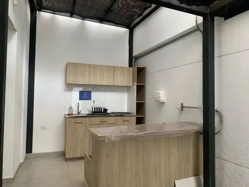 Local Comercial En Arriendo, El Poblado