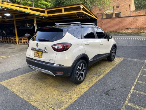 Renault Captur 2.0 Intens At 2018