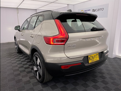 Volvo XC40 0.0 RECHARGE ULTIMATE PURE ELECTRIC 4X4