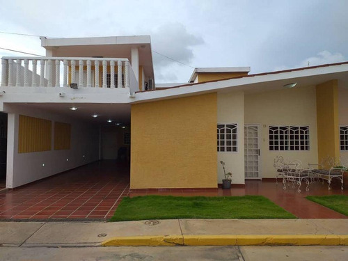 Imagen 1 de 13 de C.r. Villa Roraima San Francisco