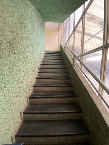 Departamento En Venta De 2 Dorm. En Centro De Concepción