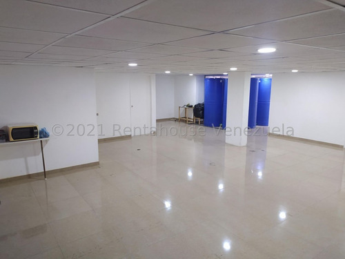 Imagen 15 de 19 de Claudia Lopez Vende Local Comercial En Los Cortijos De Lourdes Mls #22-19564