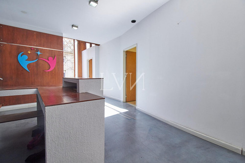 Venta Oficina 6 Ambientes - Microcentro