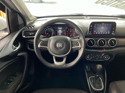 Fiat Cronos 1.8 Precision 16v Flex Aut. 4p marchas