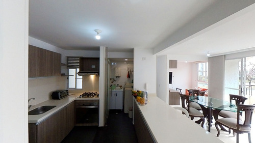 Apartamento En Piso 2, Barrio Valle Del Lili, Sur De Cali, Conjunto Residencial San Gabriel