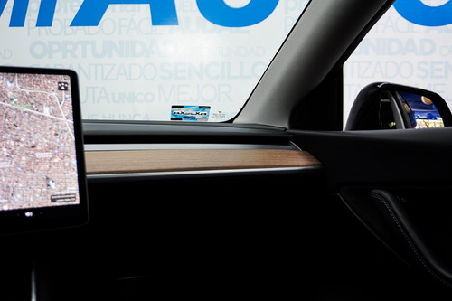 Tesla Model Y 2020