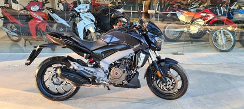 Bajaj Dominar 400 2018