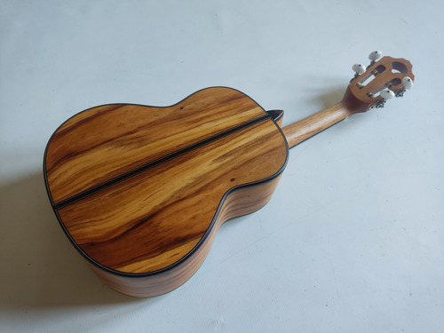 Cavaco Luthier Ariass Cedro Rajado Novo Com Garantia