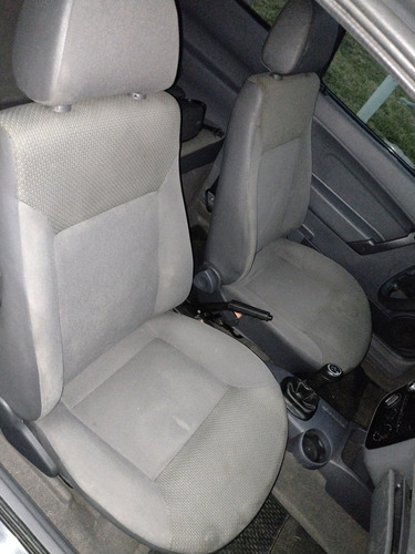 Imagen 7 de 7 de Volkswagen Gol 1.6 I Power 601 2008