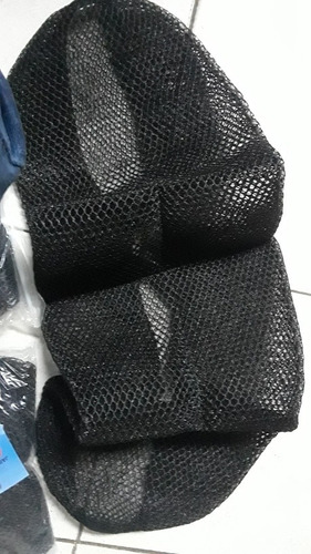 Imagen 2 de 3 de Malla Protectora Universal Asiento De Moto Exelente Calidad