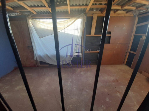 Finster Arrienda Cómoda Casa 2 Dormitorios, Ventanas, Puchun