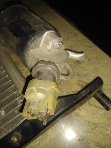 Imagen 4 de 4 de Condensador De Aire De Corsa