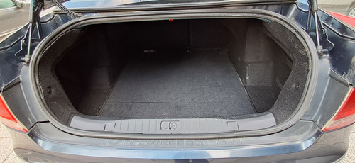 Peugeot 408 2.0 Feline 143cv