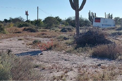 Terreno En Centenario Con Frente De Carretera