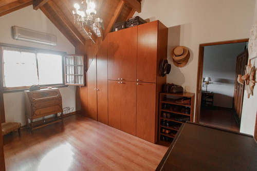 Casa En Venta Barrio Camino Real San Isidro