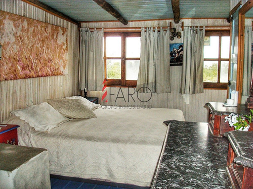 Casa En Manantiales 3 Dormitorios Con Parrillero-ref:33924