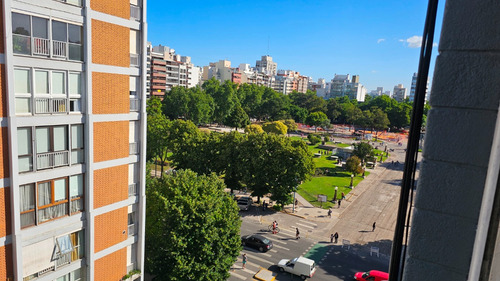 En Alquiler 24 Meses. Departamento De 4 Ambientes Con Baulera. Plaza Mitre.
