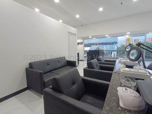 Local En Alquiler En Av Bolivar De Maracay Aragua 24-13917 Irrr