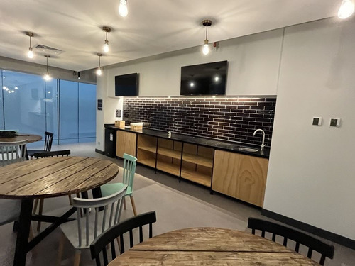 Oficina En Arriendo En Las Condes - Próximo A Metro El Golf