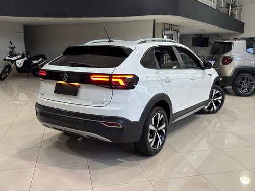 Volkswagen Nivus 1.0 200 TSI TOTAL FLEX HIGHLINE AUTOMÁTICO