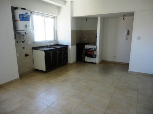 Imagen 8 de 13 de Departamento En Venta En Muñiz