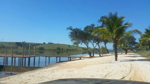 180 Mil Reais Terreno 600m  Em Condomínio Fechado Delfinópolis 