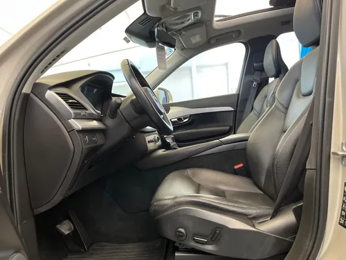 Volvo XC90 2.0 T6 Momentum Awd 5 Pas. At