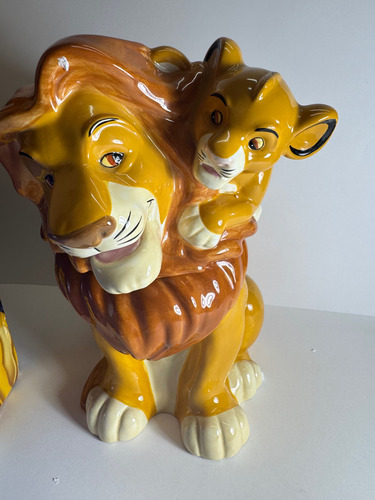 Disney Galletero El Rey Leon Simba Y Mufasa Westland (Usado)
