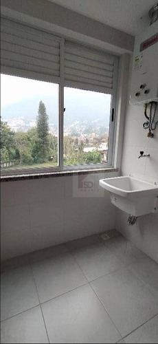 Imagem 7 de 19 de Apartamento Com 2 Dormitórios À Venda, 80 M² Por R$ 470.000,00 - Nossa Senhora De Fátima - Teresópolis/rj - Ap1063