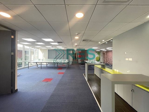 Cómoda Oficina, Privados Y Open Space, Edificio Categoría A
