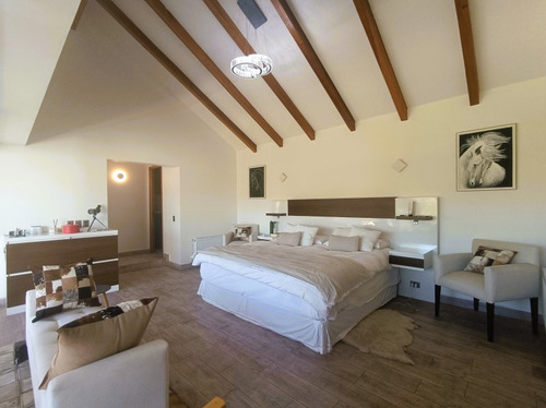 Venta Casa 5d5b10e1b - Sector Sta Esther/ Lo Pinto Chicureo