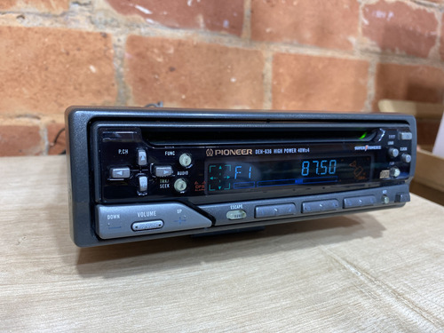 Pioneer Deh-636 C Bluetooth (ñ 836 736 536 823 9200) (Usado)