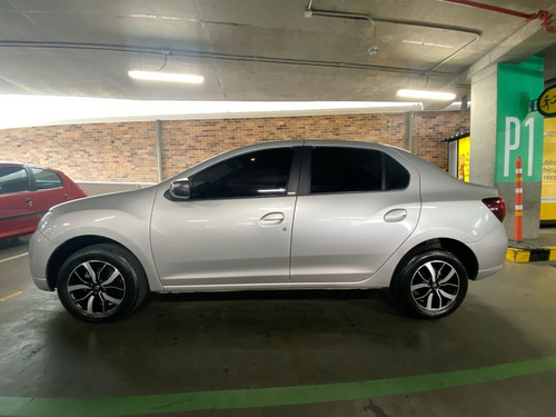 Imagen 7 de 25 de Renault Logan