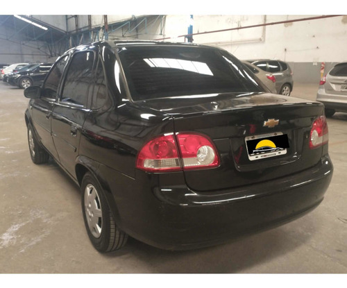 Imagen 4 de 8 de Chevrolet Classic 2011 1.4 Ls Aa+da