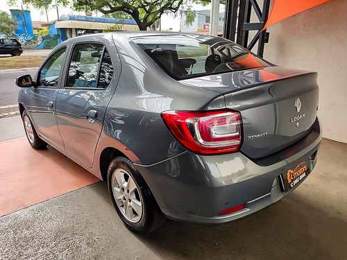 Imagem 9 de 11 de Renault Logan 1.6 Dynamique 8v 2015