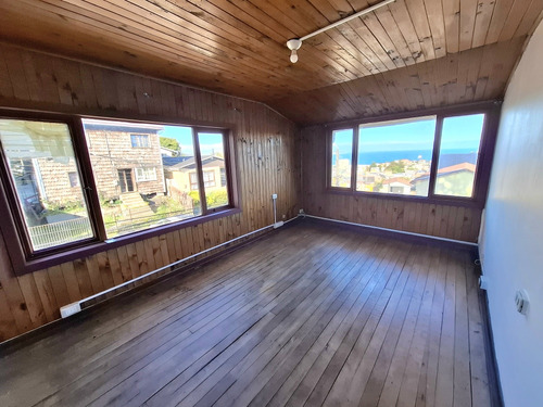 Arriendo Casa 7 Dormitorios-2 Baños Ebensperguer Pto. Montt.