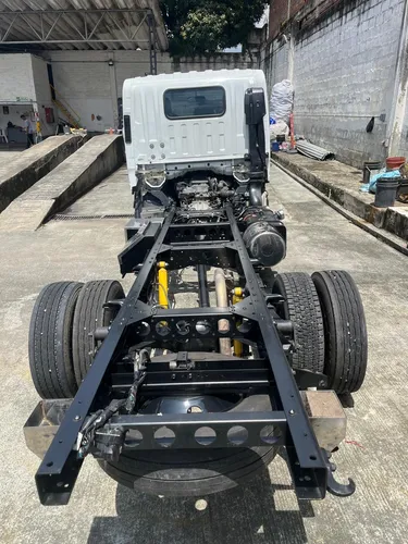 Chasis Nkr Iii