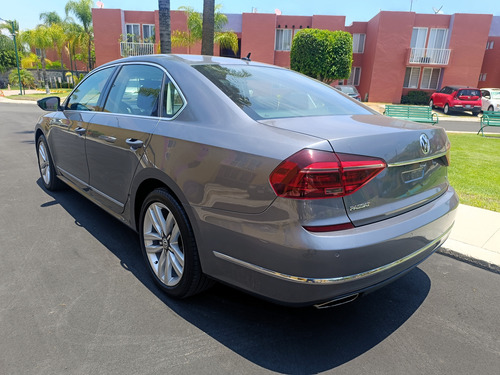 Volkswagen Passat 3.6 Dsg V6 At