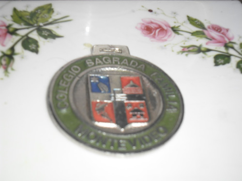 Medalla Cikegui Sagrada Familia Montevideo