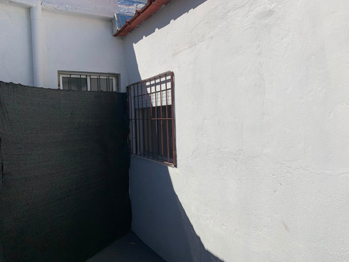 Apartamento Alquiler 1 Dormitorio Unión Al Frente Con Patio