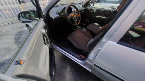 Chevrolet Corsa Classic 1.0 Life 4p Gasolina