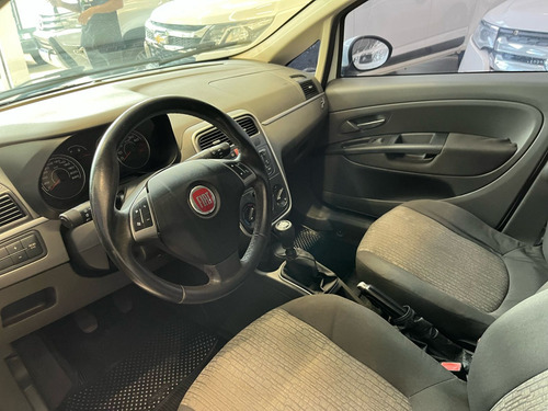 Fiat Punto 1.6 ESSENCE 16V FLEX 4P MANUAL