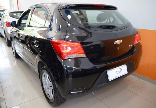 Chevrolet Onix 1.0 Mpfi Lt 8v Flex 4p Manual 2016/2017