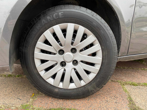 Imagen 14 de 16 de Volkswagen Gol 2011 1.6 I Power 701