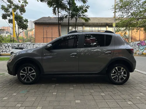 Renault Stepway 1.6 Intens