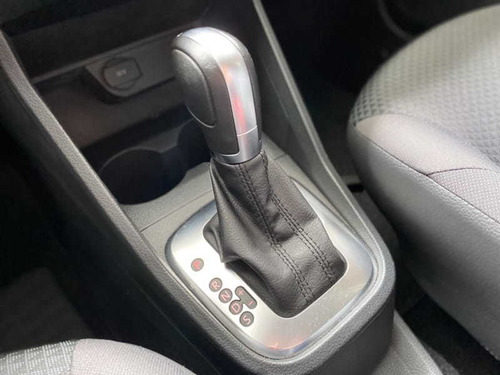 Imagem 13 de 15 de Volkswagen Gol 1.6 Msi Totalflex 4p Automatico 2019