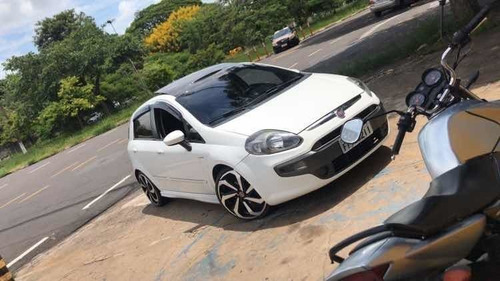 Imagem 2 de 6 de Fiat Punto 2013 1.8 16v Sporting Flex Dualogic 5p