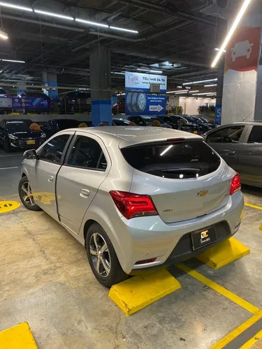 Chevrolet Onix 1.4 Ltz 5 p
